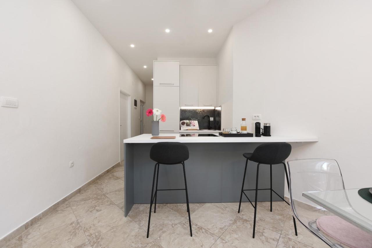 Malako Family Apartment Seline