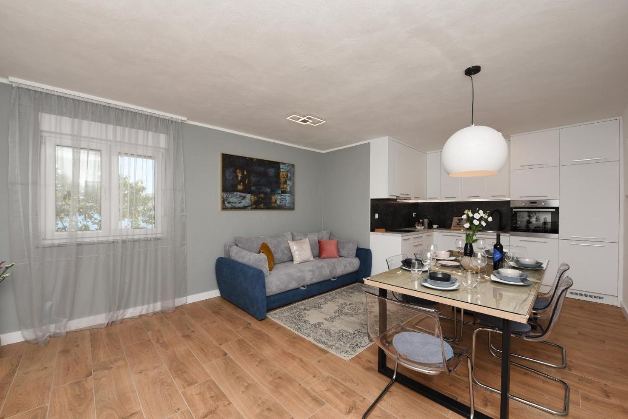 Malako Family Apartment *