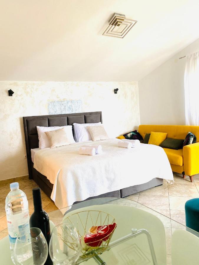 Apartment Malako Family Seline